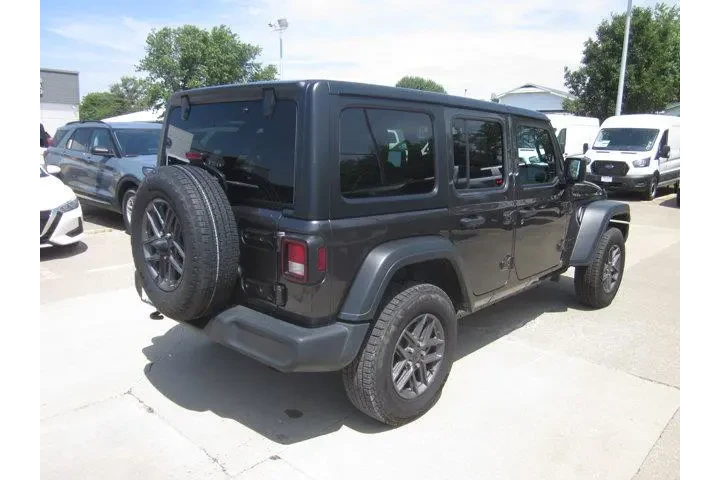 $32521 : Jeep Wrangler 2024 4x4 Sport image 6