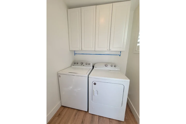 $1280 : CUDAHY RENTA image 4