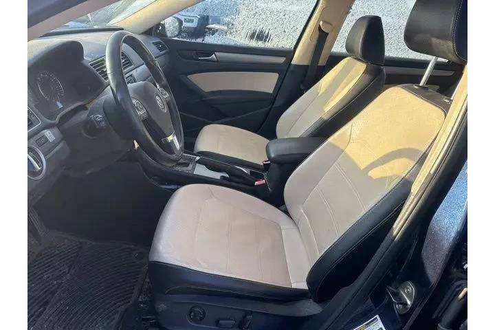 $9000 : Volkswagen Passat 2014 2.0L image 10