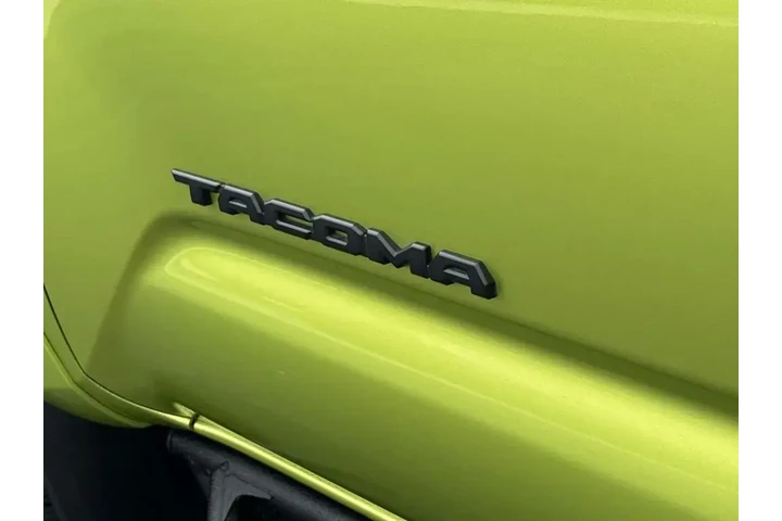 $38995 : Toyota Tacoma 2023 4x4 TRD P image 7