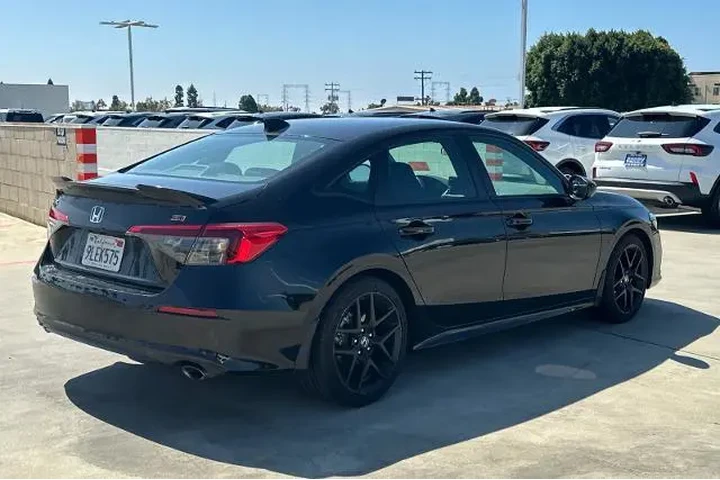 $31995 : Honda Civic 2024 Si 4dr Seda image 2