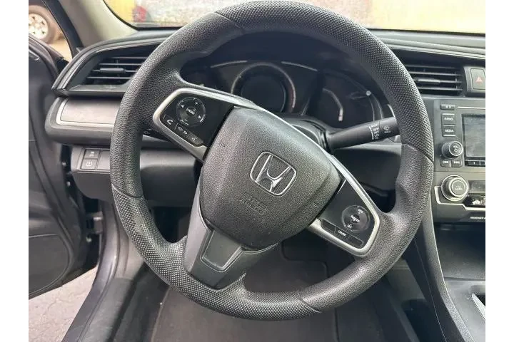 $13820 : Honda Civic 2017 LX 4dr Seda image 5