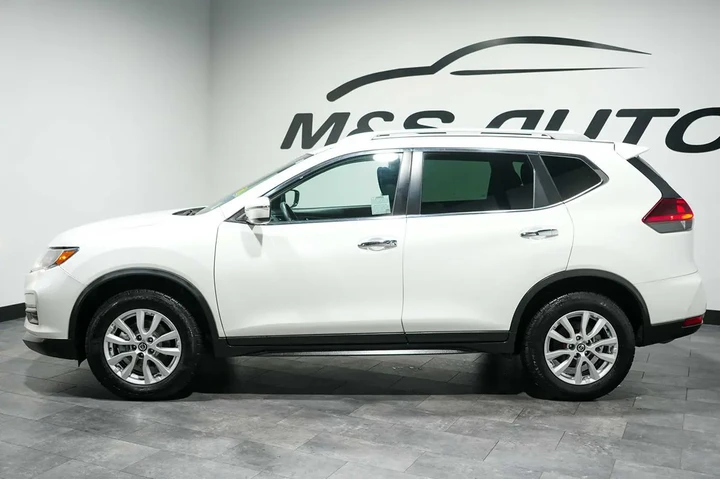 $13651 : 2019 Rogue SV image 3