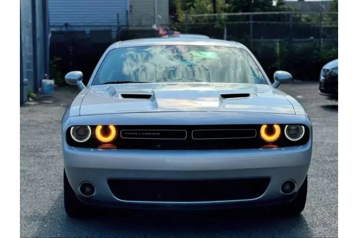 2021 DODGE CHALLENGER2021 DOD image 4