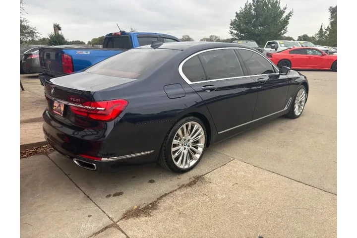 $19950 : 2016 BMW 7 Series 750i xDrive image 6