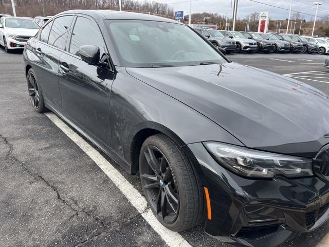 $36998 : PRE-OWNED 2022 3 SERIES 330I image 8
