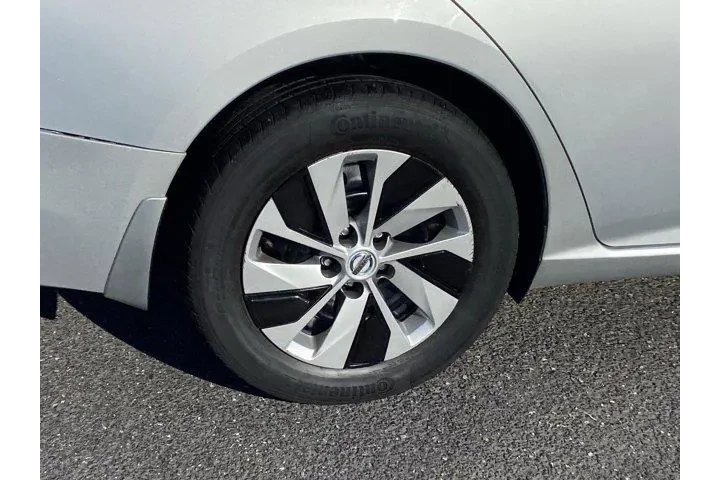 $14995 : Nissan Altima 2022 2.5 S 4dr image 10