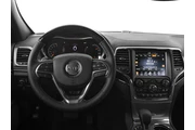 $16979 : 2017 Grand Cherokee Overland thumbnail