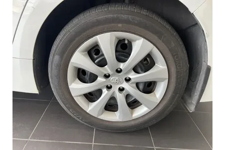 $16494 : Toyota Corolla 2022 LE 4dr S image 6