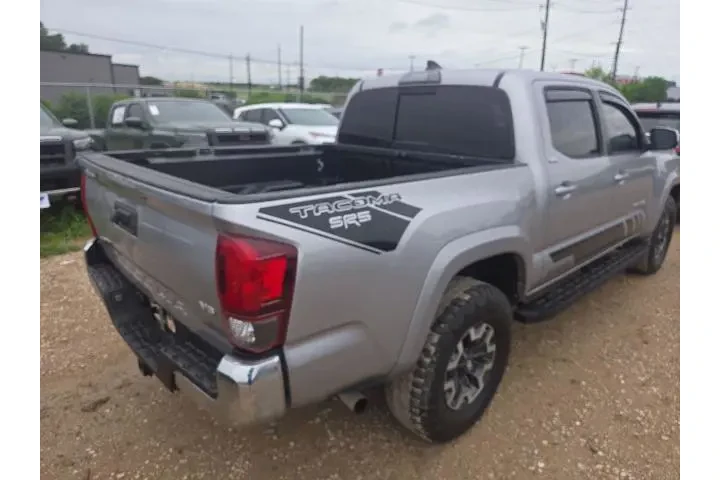 $25319 : Toyota Tacoma 2018 4x2 TRD O image 6