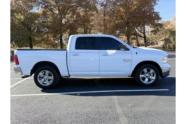 $18999 : 2017 RAM 1500 Big Horn image 10