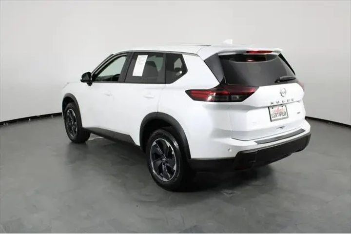 $19987 : Nissan Rogue 2025 AWD SV 4dr image 3