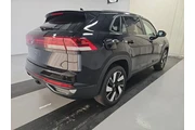 $25990 : Volkswagen Atlas Cross Sport thumbnail