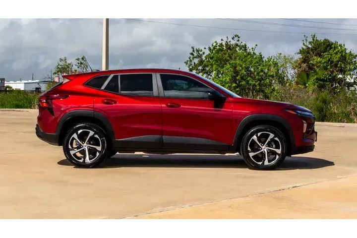 $19727 : Chevrolet Trax 2024 RS 4dr C image 9