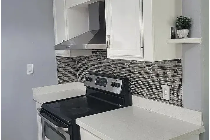 $1450 : HOUSE RENT IN BROWNSVILLE TX image 10
