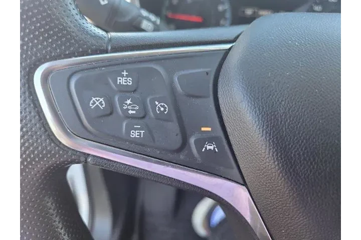 $16655 : Chevrolet Equinox 2020 LS 4d image 9