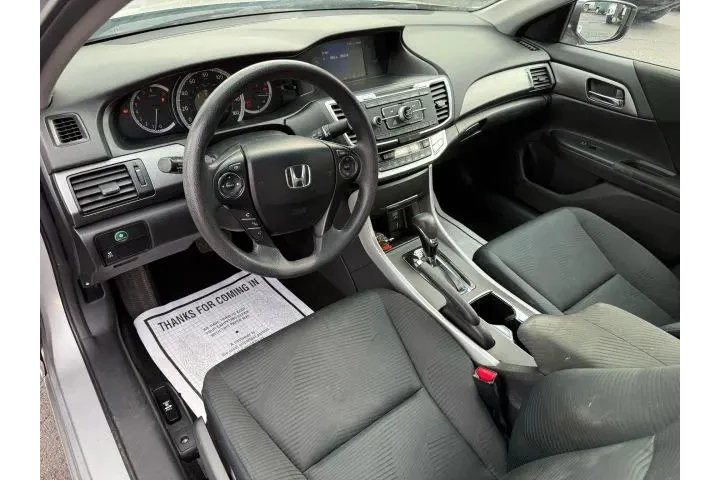 $9300 : Honda Accord 2014 LX 4dr Sed image 7