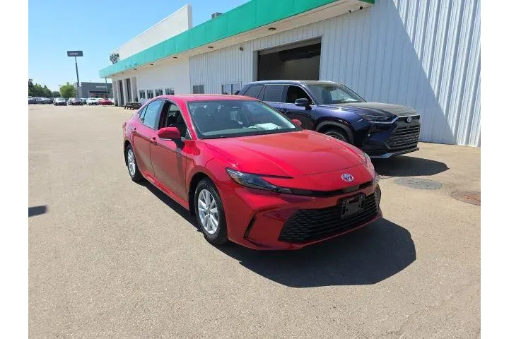 $33900 : Toyota Camry 2026 XSE 4dr Se image 1