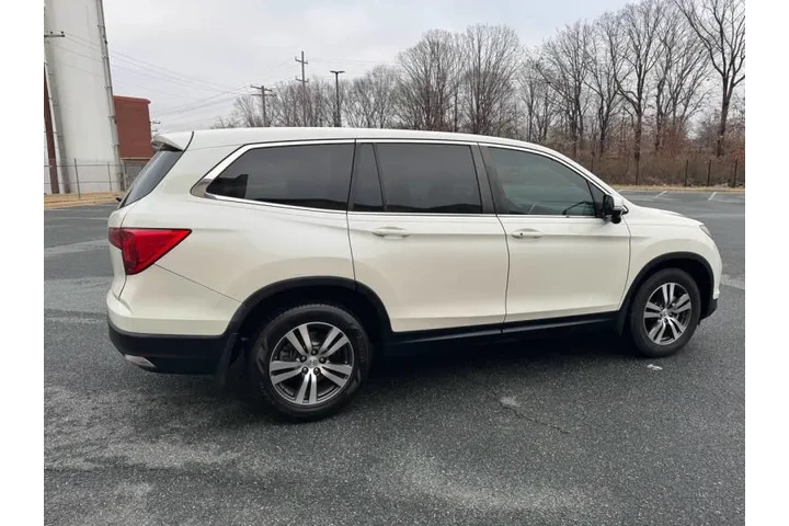 $14999 : 2016 Pilot EX-L image 10