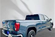 $27990 : 2020 GMC Sierra 1500 SLE thumbnail