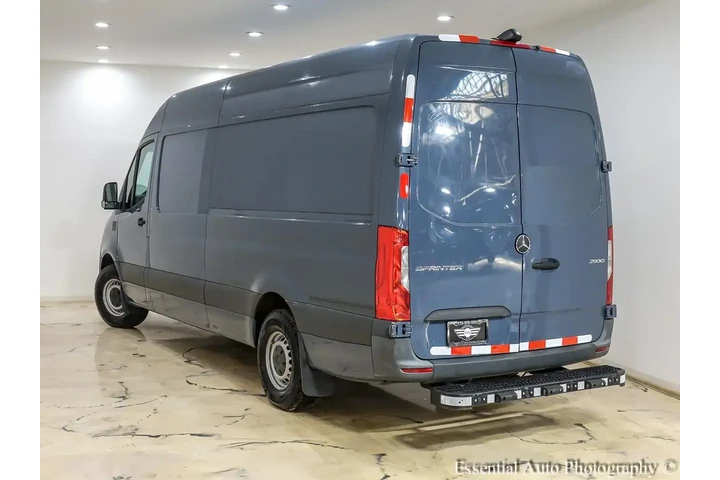 $32995 : Mercedes-Benz Sprinter 2021 image 8