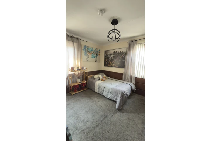 $1100 : Cuarto image 1