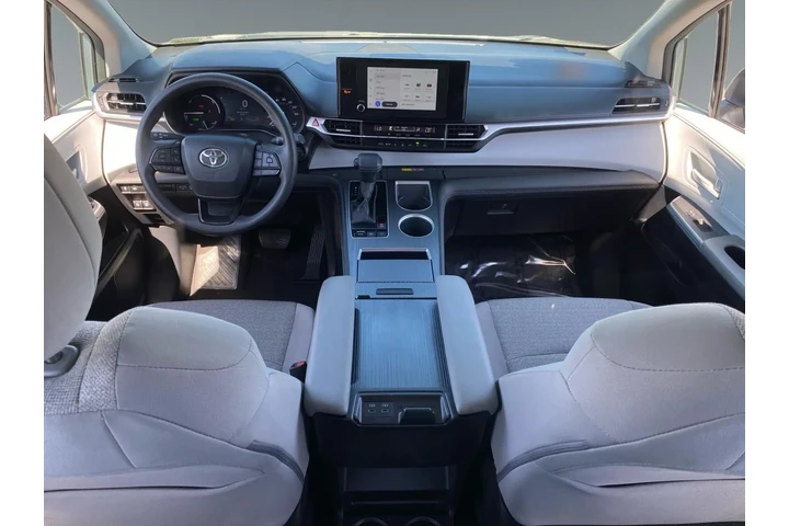 $39750 : Toyota Sienna 2025 LE 8-Pass image 10