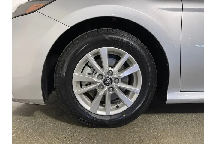 $28995 : Toyota Camry 2025 SE 4dr Sed image 10