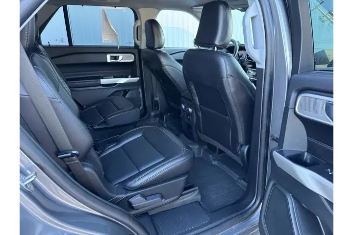 $28900 : Ford Explorer 2021 AWD Limit image 4