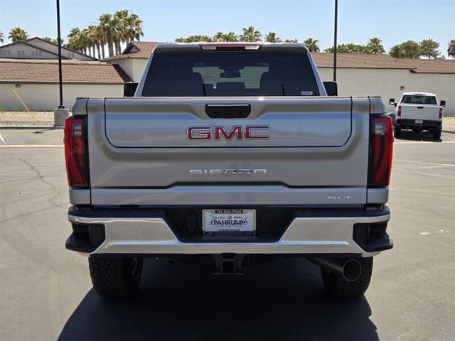 $75663 : New 2024 Sierra 2500 HD SLT image 5