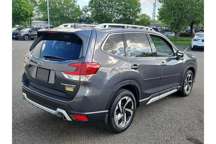 $29699 : Subaru Forester 2023 AWD Tou image 6