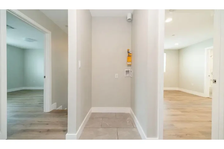 $2050 : 3Beds/2Baths in Atlanta, GA image 3