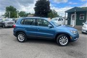 $10990 : 2017 Tiguan thumbnail