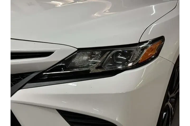 $19990 : Toyota Camry 2020 SE 4dr Sed image 7