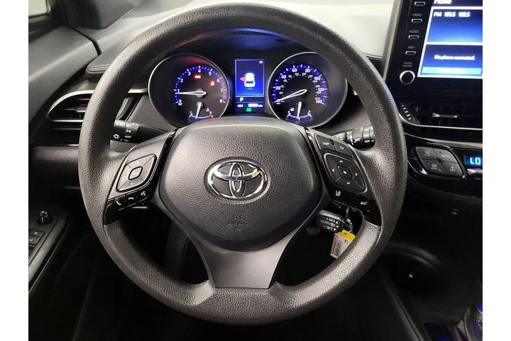 $17998 : Toyota C-HR 2019 LE 4dr Cros image 10