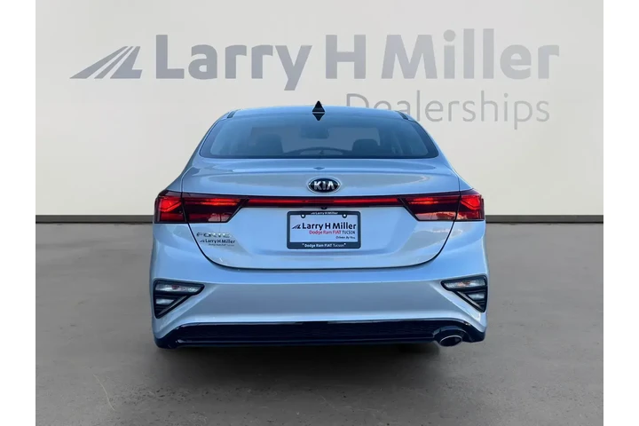 Kia Forte 2019 FE 4dr Sedan image 4