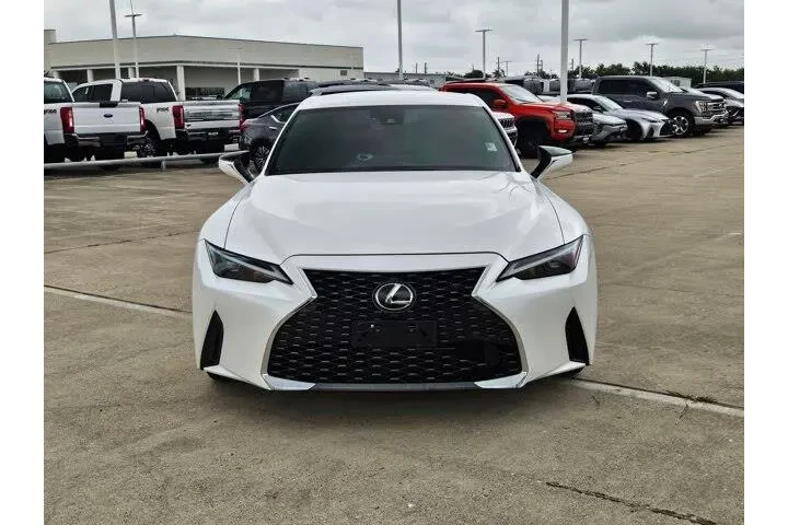 $27525 : Lexus IS 300 2021 4dr Sedan image 8