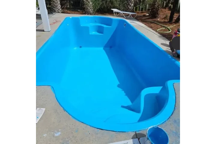 Piscinas, Jacuzzis y Spas image 3