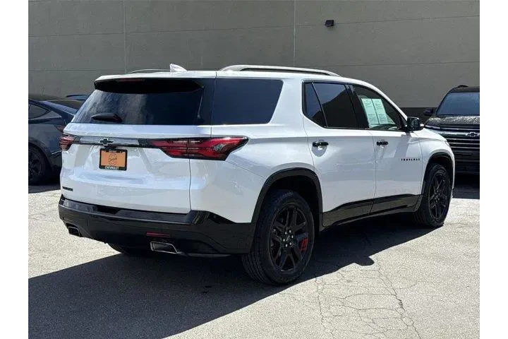 $34880 : Chevrolet Traverse 2023 Prem image 3