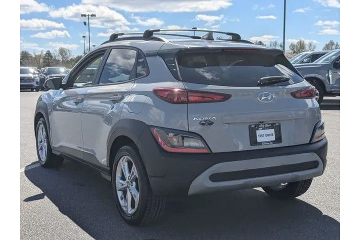 $18992 : Hyundai KONA 2022 SEL 4dr Cr image 5