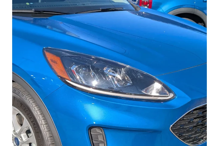 $21127 : Ford Escape 2020 SE 4dr SUV image 8