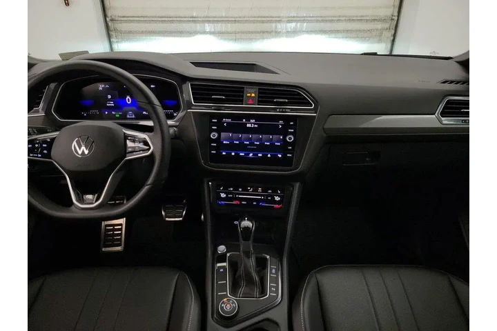$30998 : Volkswagen Tiguan 2024 AWD S image 9