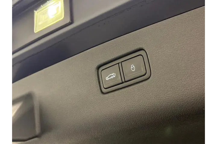 $37000 : Genesis GV70 2025 AWD 2.5T S image 9