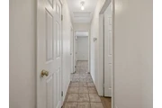 $1050 : beautifully Freshly painted thumbnail