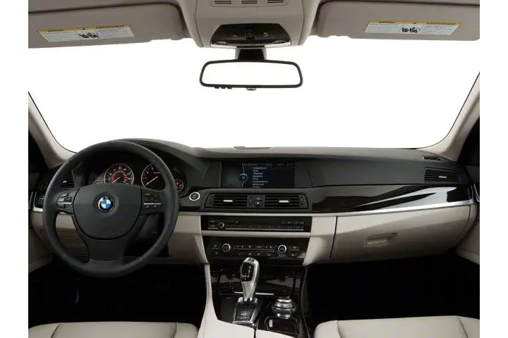 $500 : BMW 5 Series 2013 AWD 528i x image 7