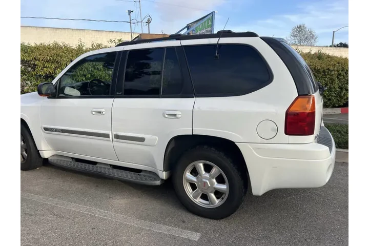 $5000 : 2003 GMC Envoy SLT image 3