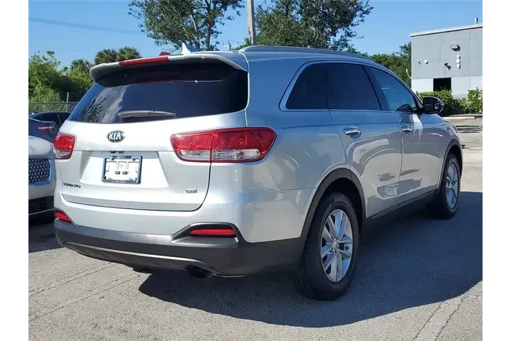 $10490 : Kia Sorento 2018 L 4dr SUV image 7