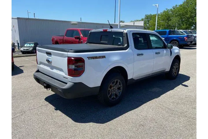 $31136 : Ford Maverick 2023 AWD XLT 4 image 3