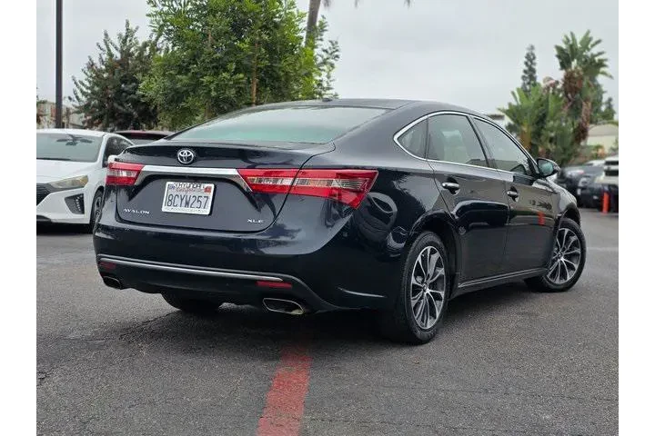 $20500 : Toyota Avalon 2018 XLE Plus image 5