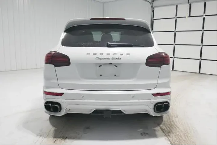 $39000 : Porsche Cayenne 2017 AWD Tur image 6